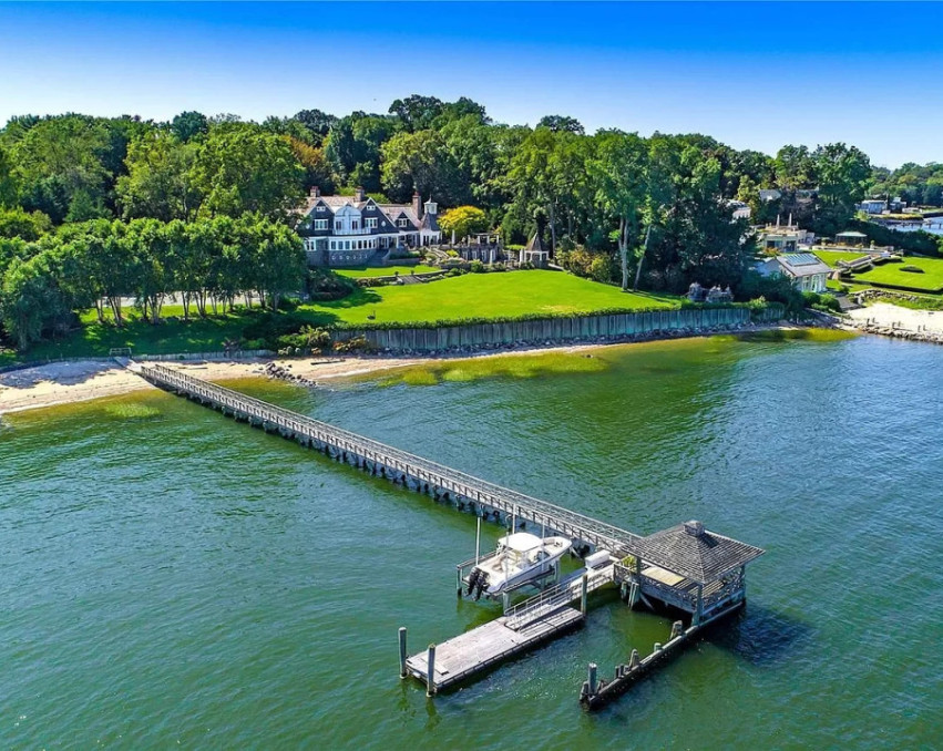 The Luxury mansion on Long Island