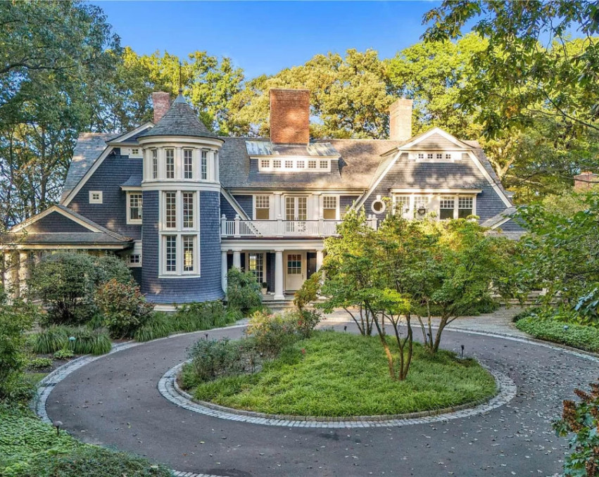 Magnificent Shingle-style Home