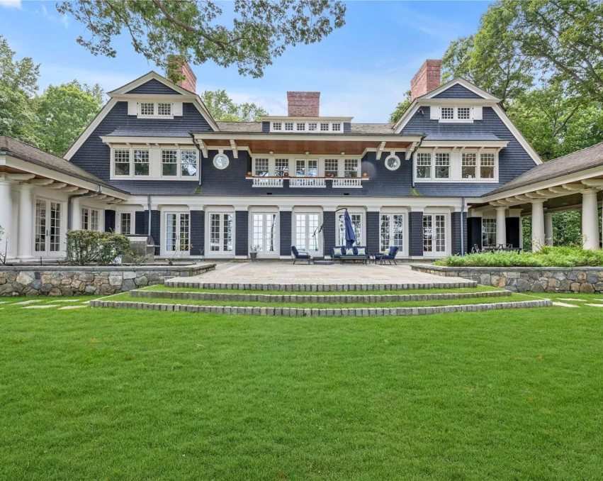 Magnificent Shingle-style Home